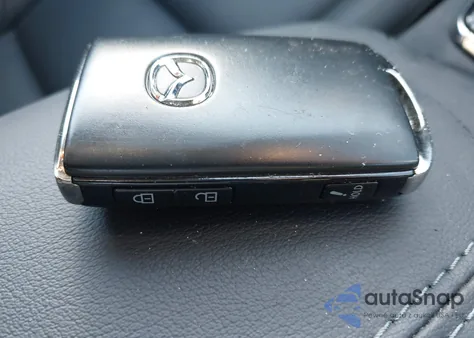 2024 Mazda Cx-30 2.5 S Preferred Package z USA, uszkodzony, nr VIN 3MVDMBCM5RM656087